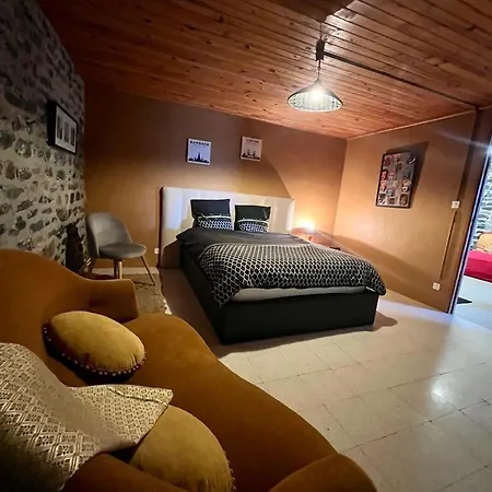 Maison De * Le Pertuis