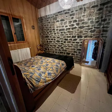 Maison De
