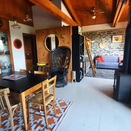 Maison De بيت للعطل *